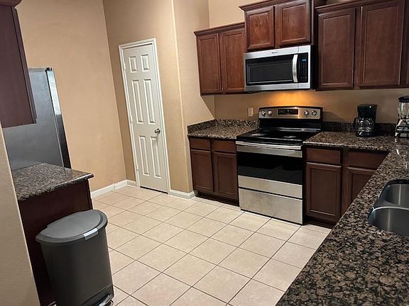 5th image of 128 Robertson Ln