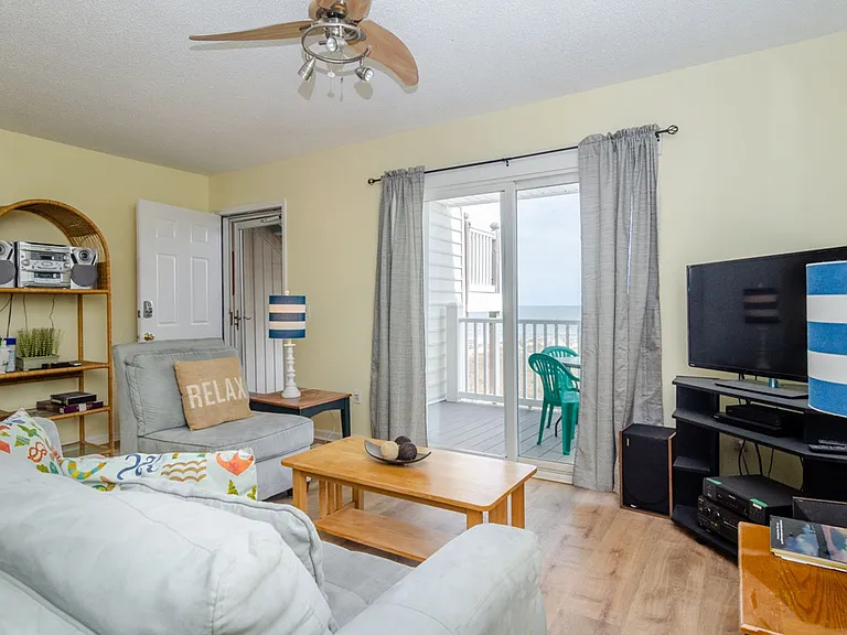 704 Carolina Beach Ave N #21C — Photo 5