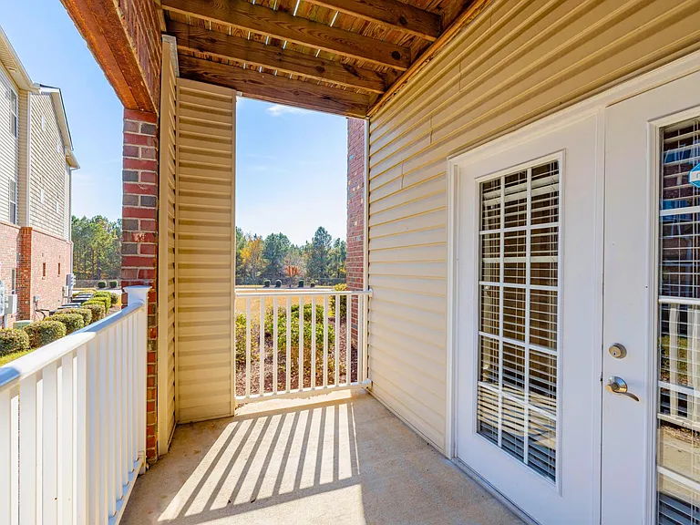 Alcove Garner — Photo 89