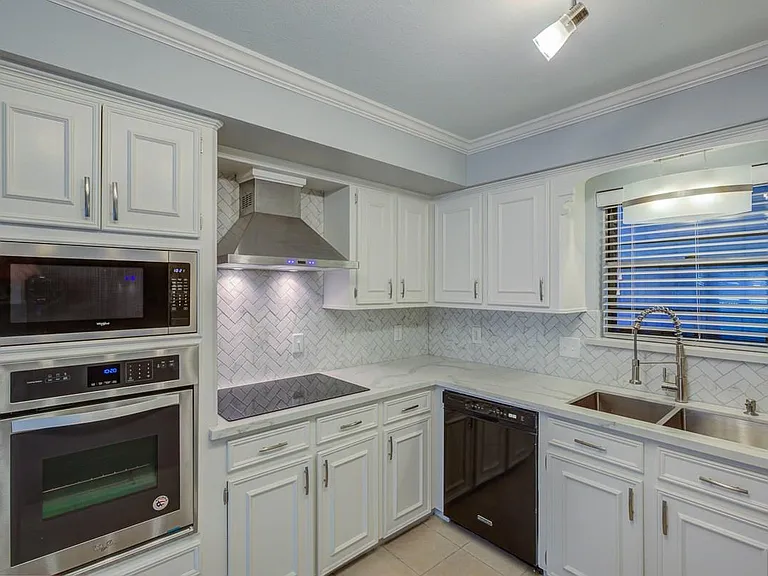3123 Bonney Briar Dr — Photo 6
