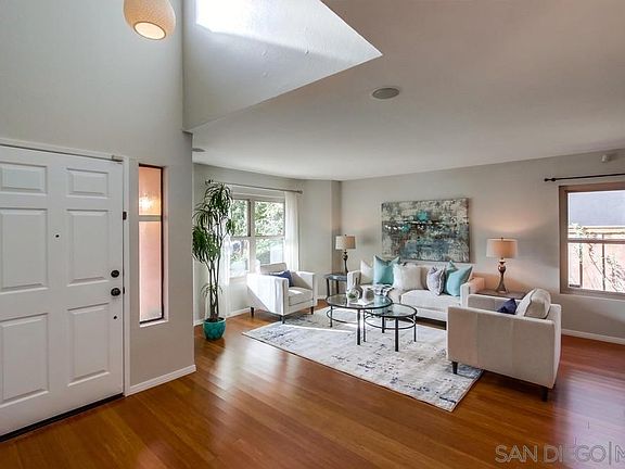 4th image of 13446 Entreken Ave