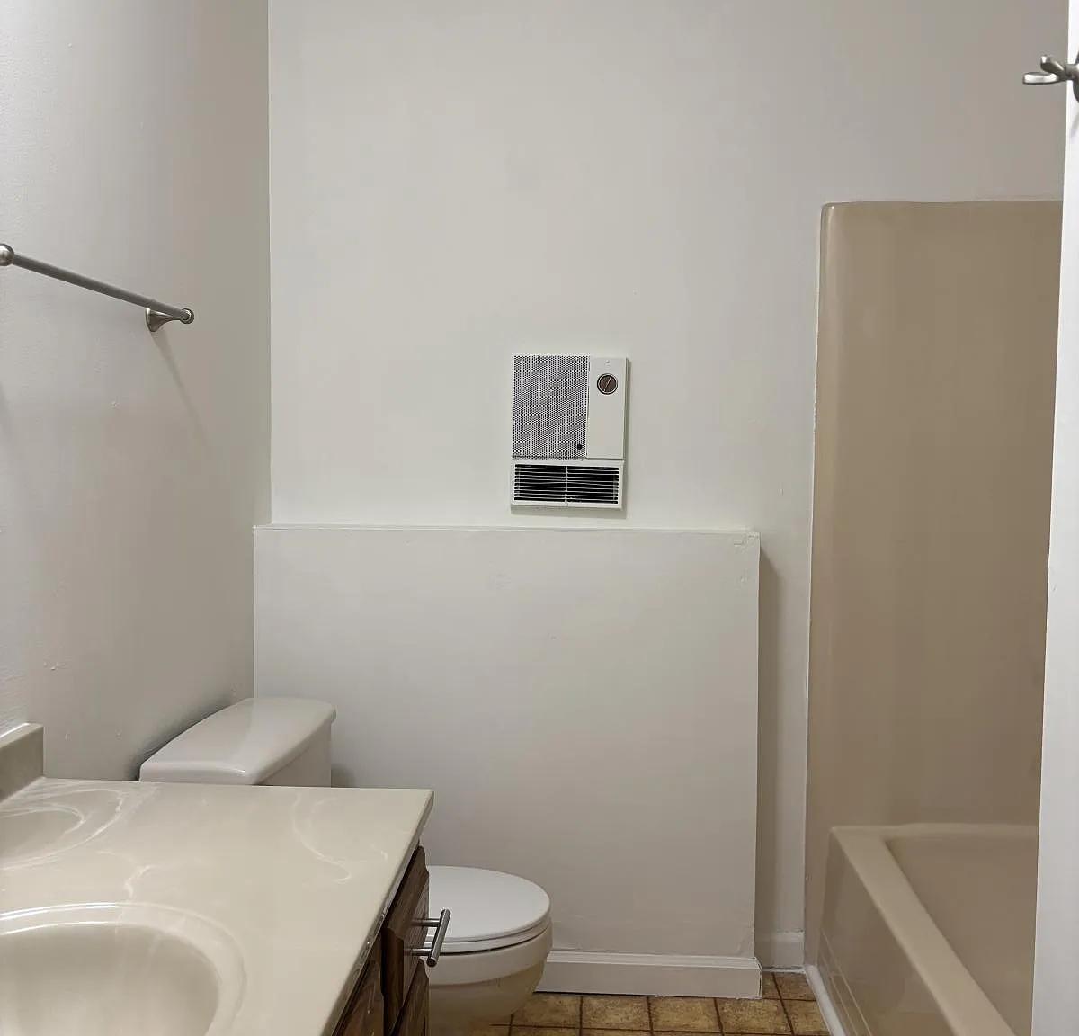 2 bed, 1000 sqft, $1,495 — Photo 2