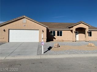 636 Lampshire Ln, Pahrump, NV 89060