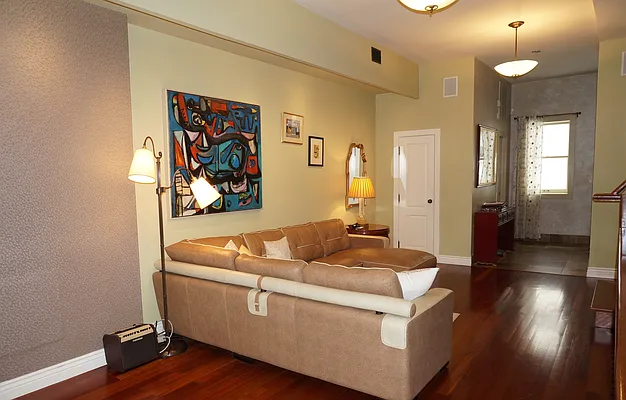 Sold by GA Keen Realty Advisors | media 27