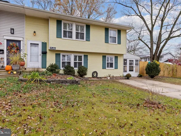 1344 Huntover Dr, Odenton, MD 21113