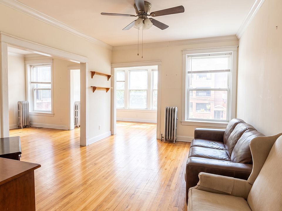 1st image of 2703 W Giddings St Unit 2