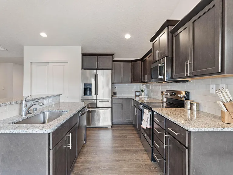 7913 W 55th Ave — Photo 6