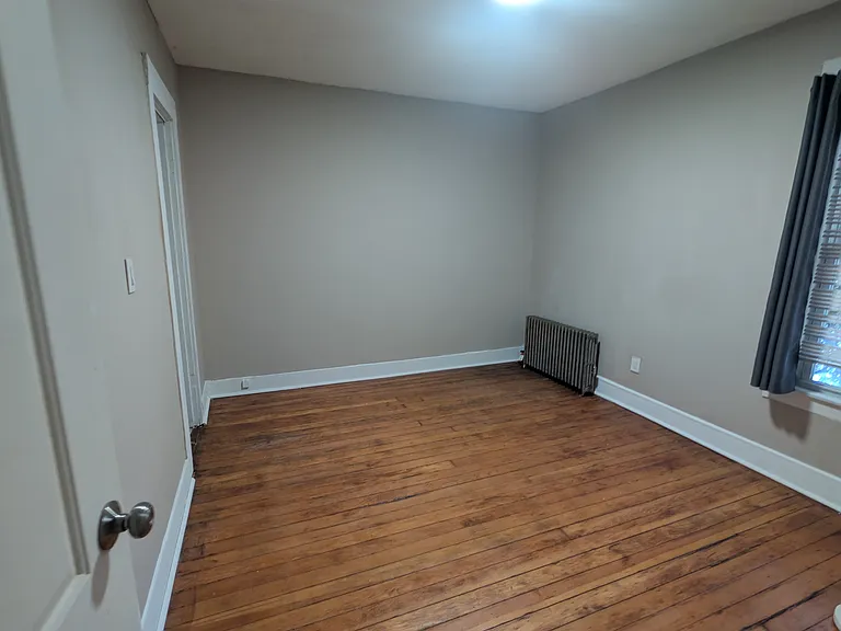19-21 Clayton St #1 — Photo 5