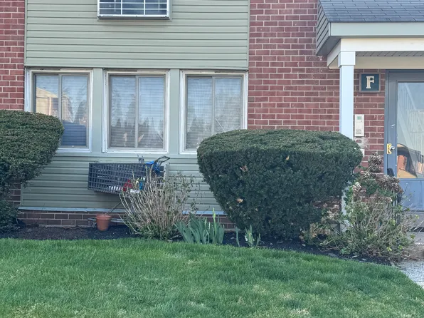 250 Tanglewood Ln APT F2, King Of Prussia, PA 19406