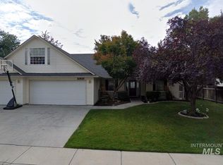 10537 W Achillea St, Star, ID 83669