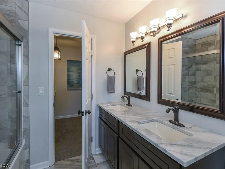 6153 Thunderbird Dr — Photo 12