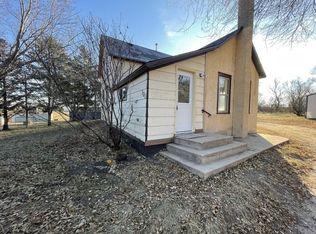 101 1st St, Roscoe, MN 56371