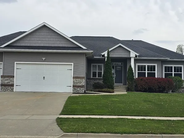 1217 Rolling Glen Dr, Marion, IA 52302