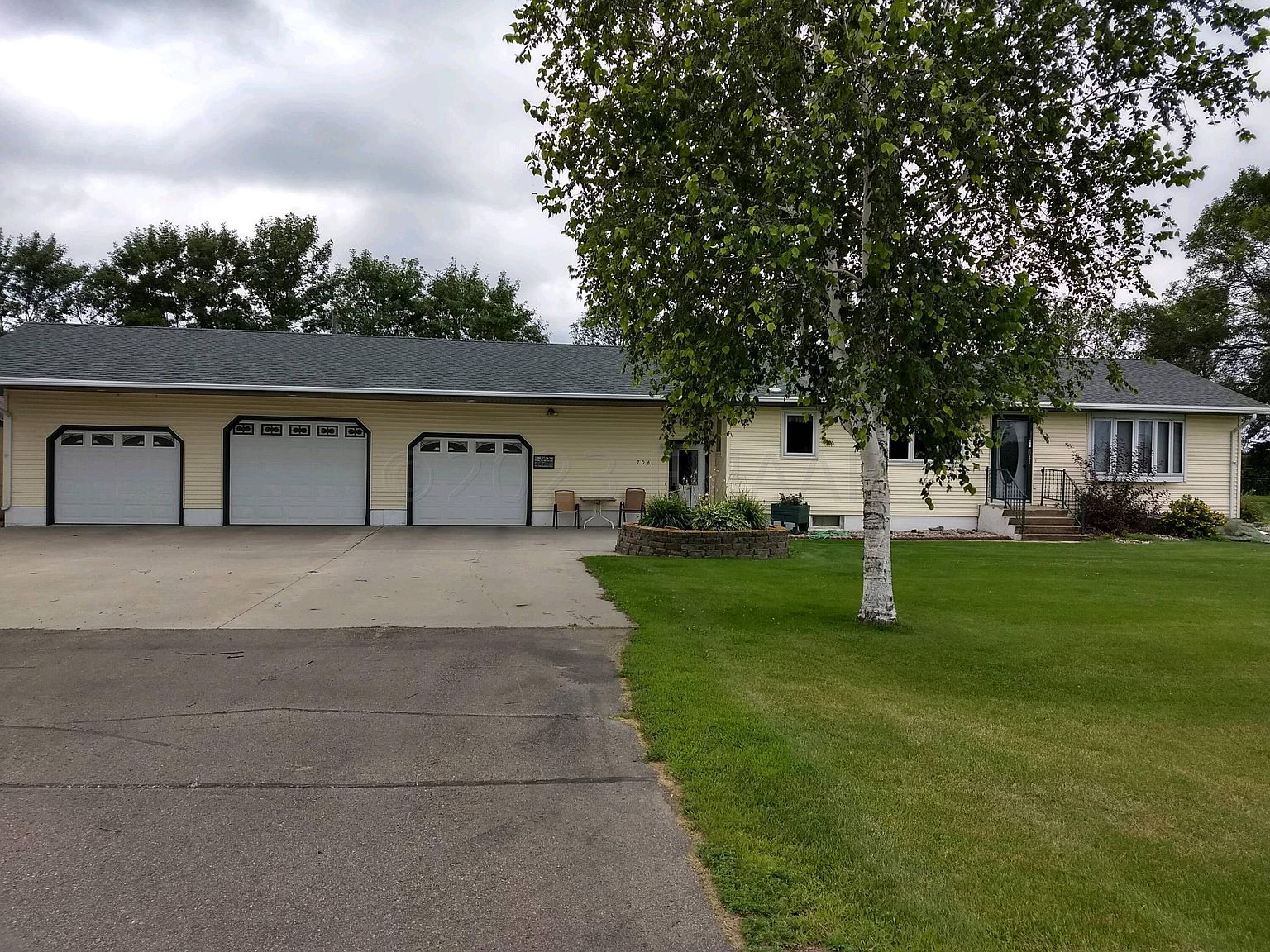 706 7th St, Wyndmere, ND 58081 MLS 235390 Zillow