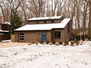 31020 Lincoln Rd, Westlake, OH 44145