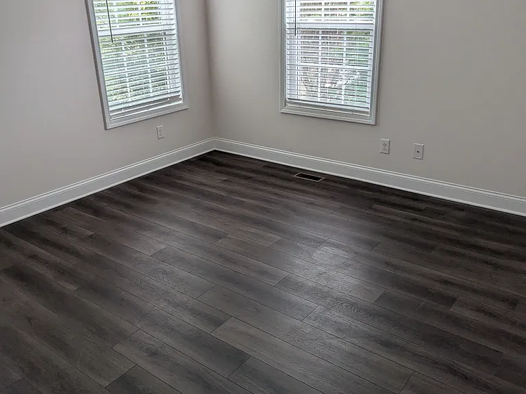 214 Evans St — Photo 10