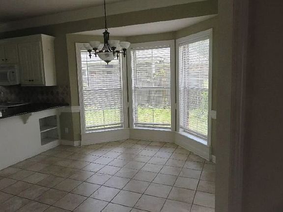 Formal Dining