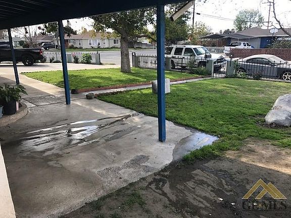 3rd image of 840 S Oleander Ave