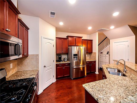 5th image of 7232 Moultrie Way #44