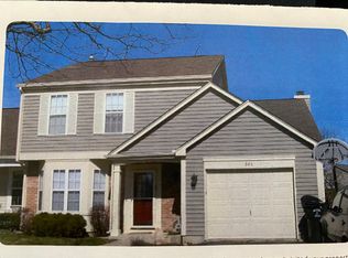 201 Wilton Ln, Mundelein, IL 60060