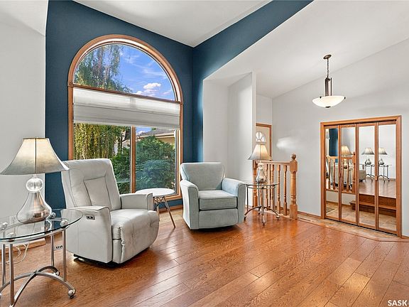 5th image of 1122 Hurley Way