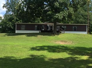 261 Summit Rd, Parkersburg, WV 26105