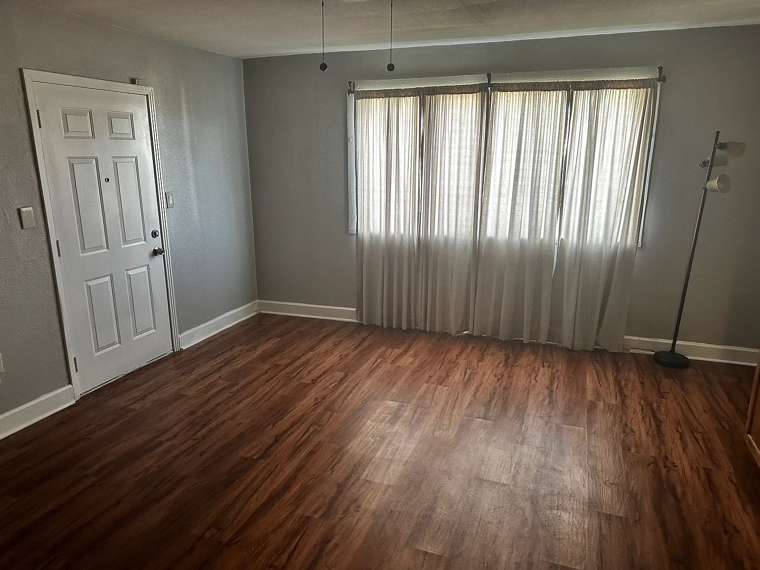 2 bed, $2,300 — Photo 2