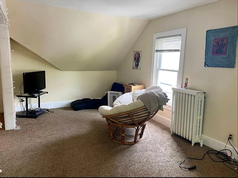 114 Ashland Ave #5 — Photo 5