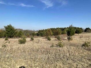 L1097 Fox Ct N, La Valle, WI 53941