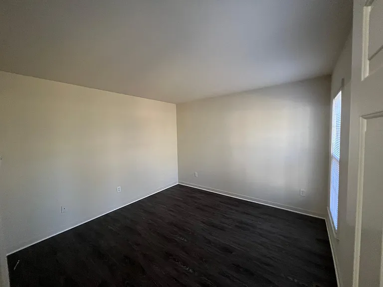 4815 Junilla Ln — Photo 16