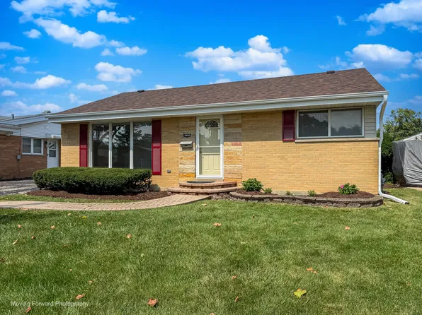 10830 Hastings St, Westchester, IL 60154