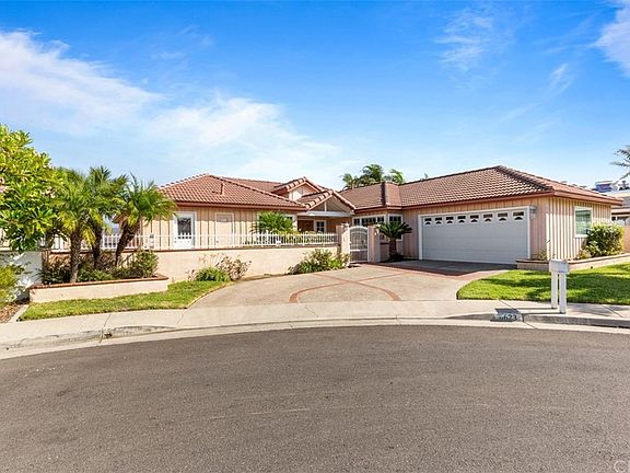 3rd image of 6623 E La Cumbre Dr