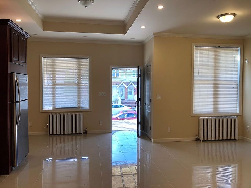1st image of 1697 E 49th St #2