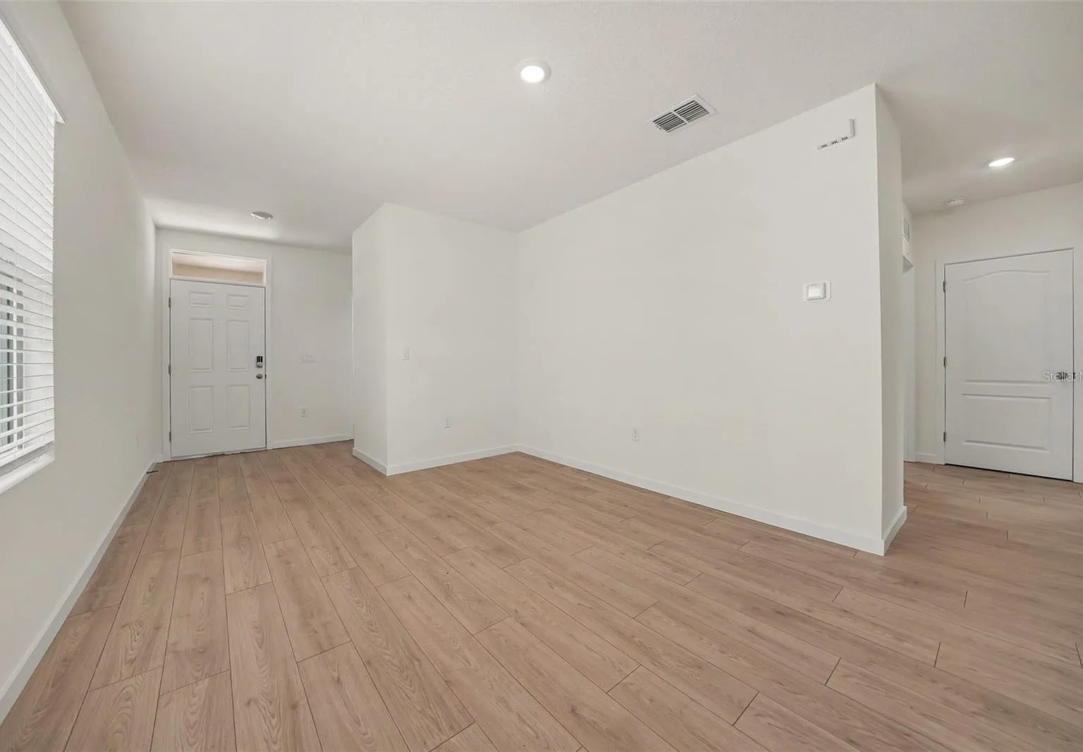 3 bed, 1500 sqft, $2,800 — Photo 2