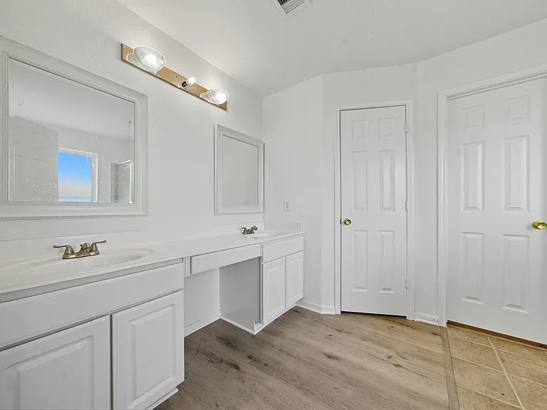 14730 Fir Knoll Way — Photo 23