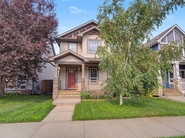 610 McDonough Link NW, Edmonton, AB T5Y 0M8