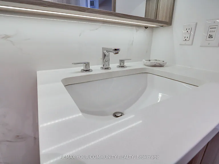 38 Widmer St #2809 — Photo 25