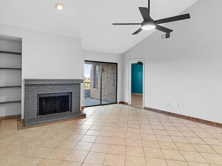 4212 Medical Dr #306 — Photo 4