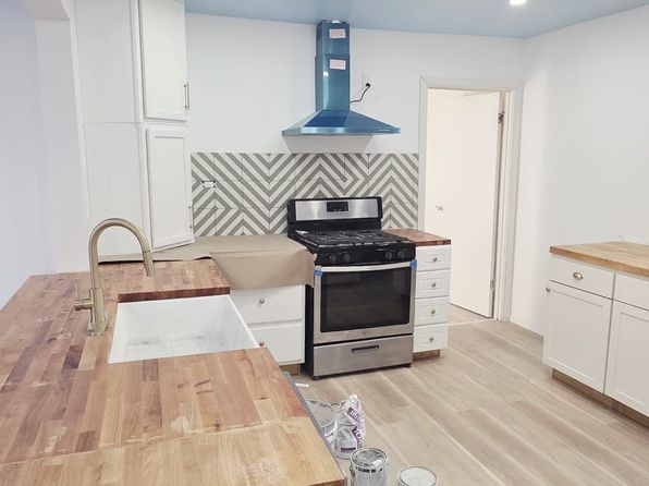 37411 N Columbus Ave