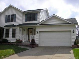 281 Crabapple Ln, Cheektowaga, NY