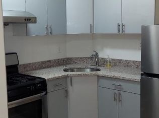 61-19 166th St #1, Fresh Meadows, NY 11365