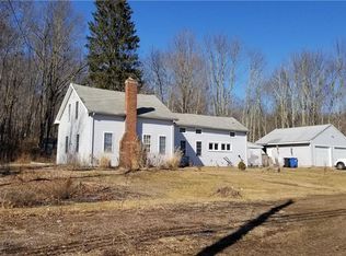 639 Phoenixville Rd, Chaplin, CT 06235