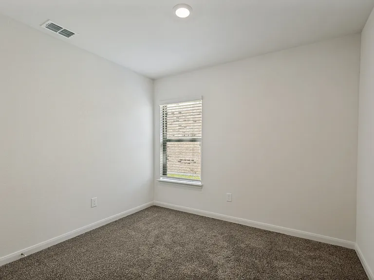 3121 Angus Dr — Photo 16