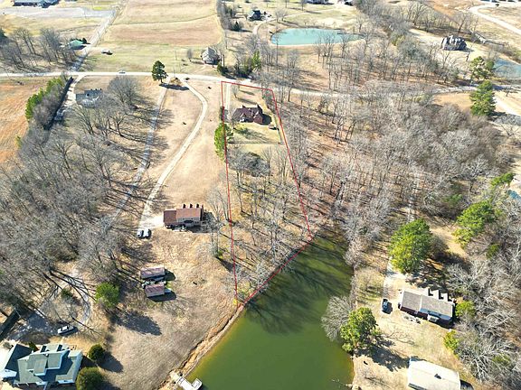 2nd image of 3365 Tomlin Rd