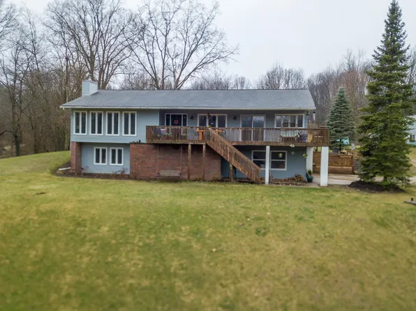 7270 Hashley Rd, Manchester, MI 48158