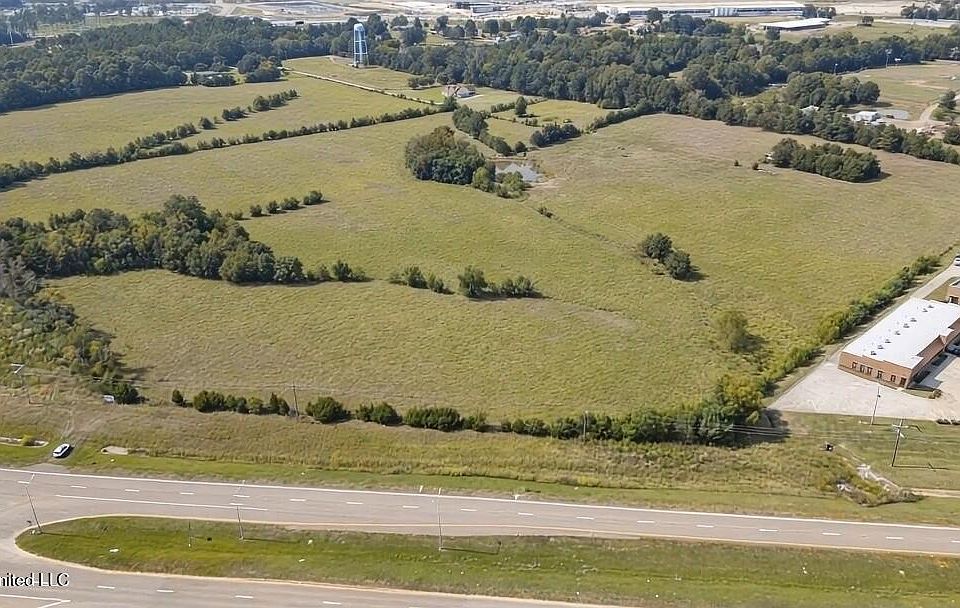 2nd image of Old Jackson Rd