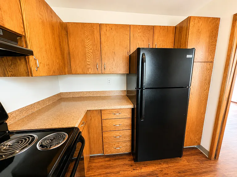 Pl T Washington Street 6-Plex (Glc-001-W) — Photo 7
