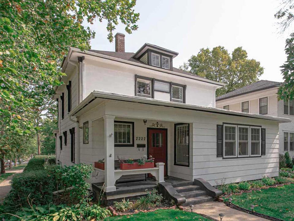 1st image of 2222 Nebraska St