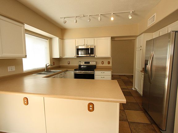 5th image of 8240 N Camino De La Viola