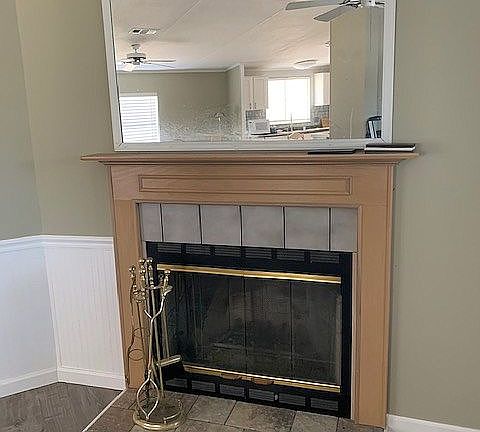 Wood burning fireplace 